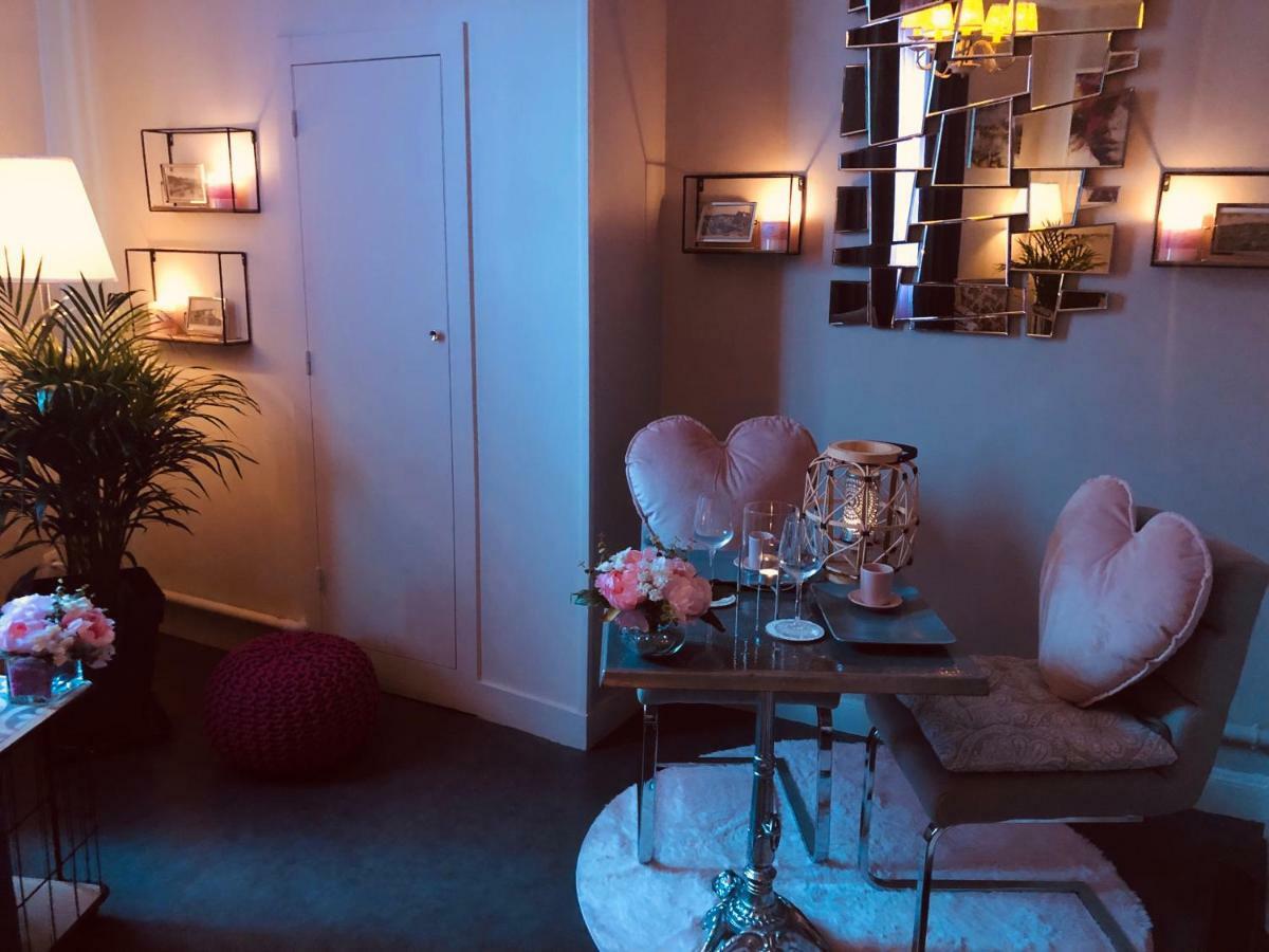 Bienvenue Au Petit Bonheur Apartman Honfleur Kültér fotó